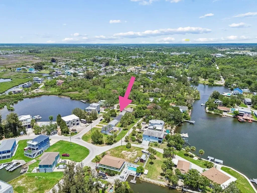 6826 Driftwood Drive Hudson FL 34667