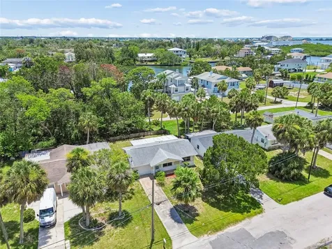 6826 Driftwood Drive Hudson FL 34667