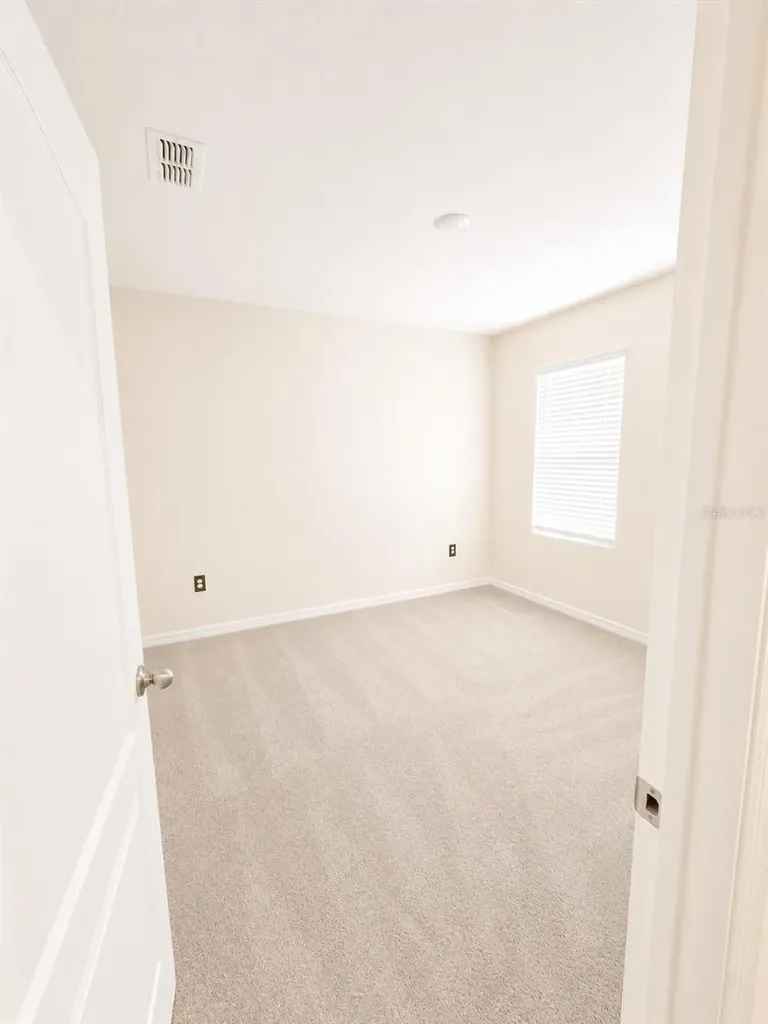 2450 Taloncrest Court Eagle Lake FL 33839
