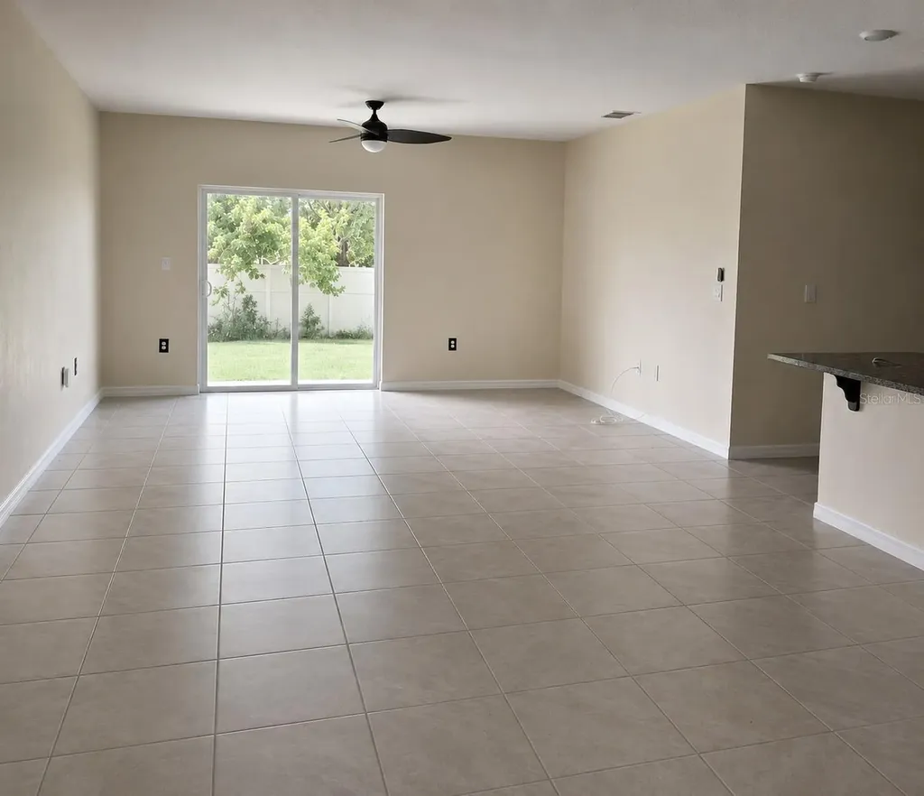 2450 Taloncrest Court Eagle Lake FL 33839