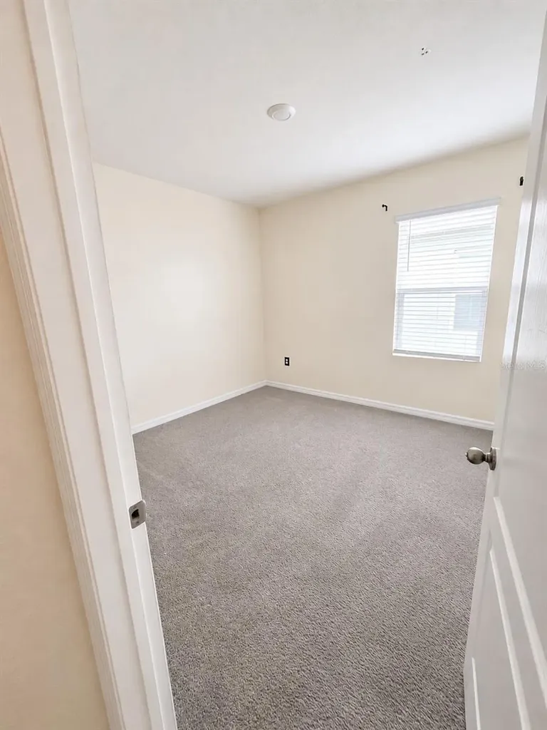 2450 Taloncrest Court Eagle Lake FL 33839