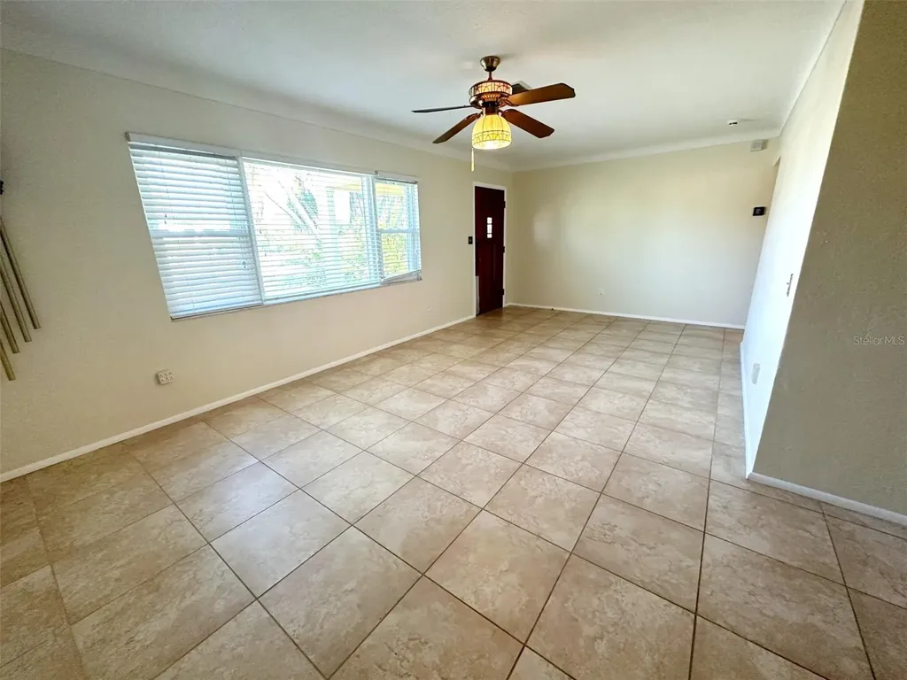 1770 63rd Avenue N St Petersburg FL 33702