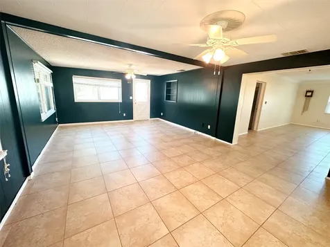 1770 63rd Avenue N St Petersburg FL 33702