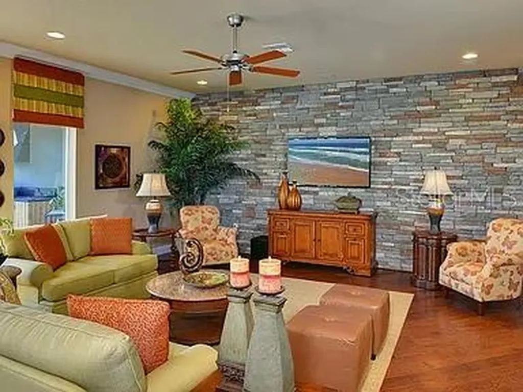 2810 Swoop Circle Kissimmee FL 34741