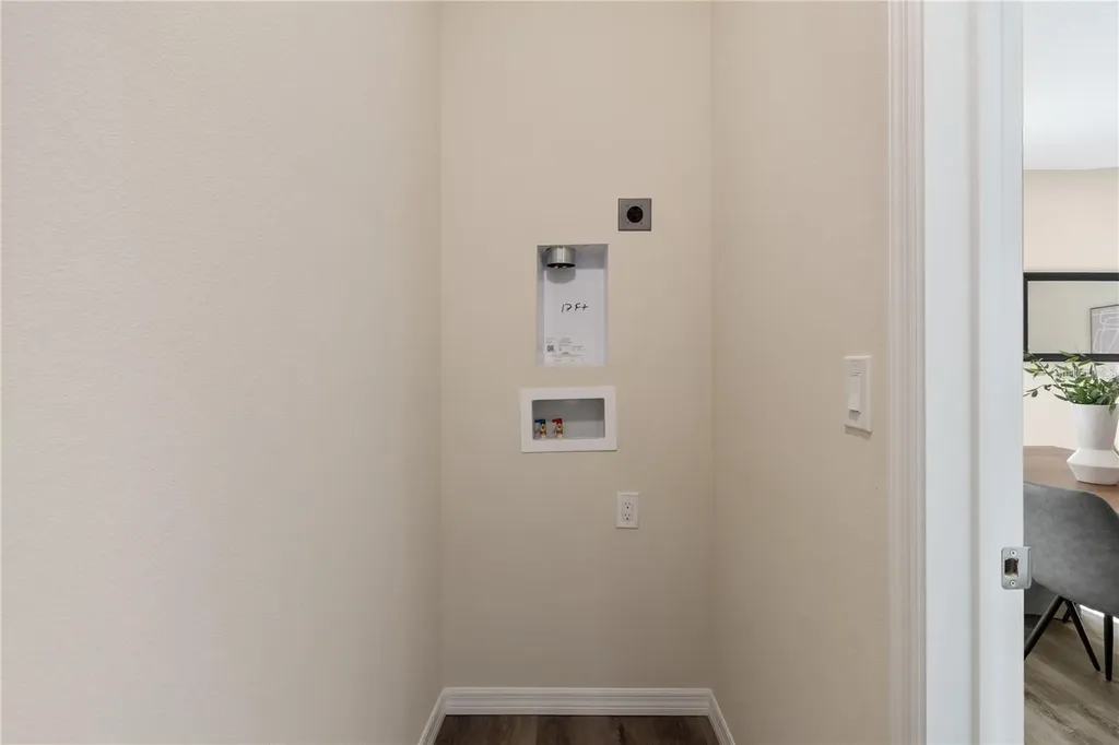 4367 Cambio Gardens Court Tampa FL 33610