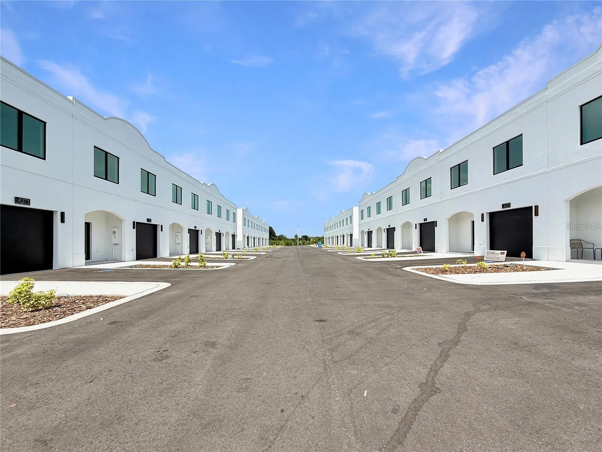 4367 Cambio Gardens Court Tampa FL 33610