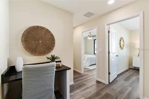 4367 Cambio Gardens Court Tampa FL 33610