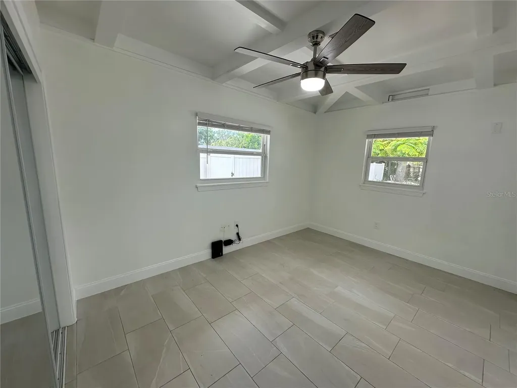 2559 E Paulstan Court Sarasota FL 34237