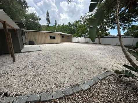 2559 E Paulstan Court Sarasota FL 34237