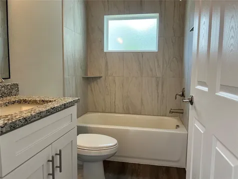 5008 Finders Court Tampa FL 33617