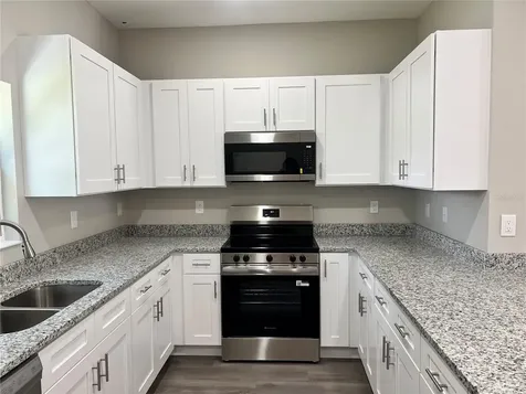 5008 Finders Court Tampa FL 33617