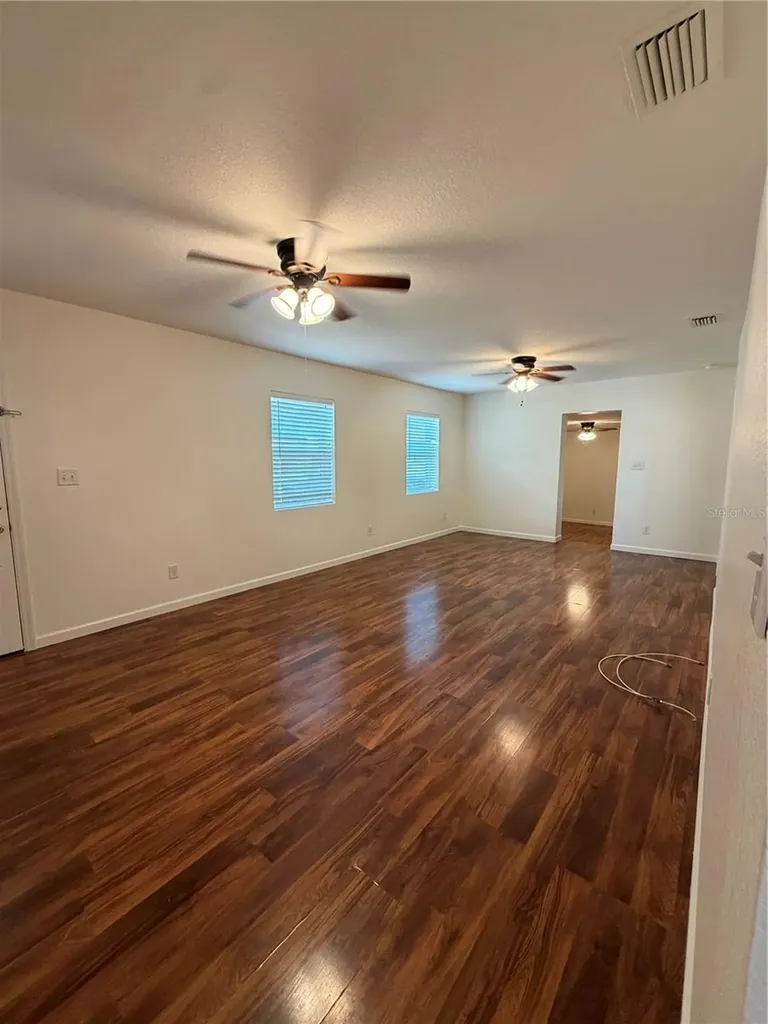 609 Gray Avenue Wildwood FL 34785