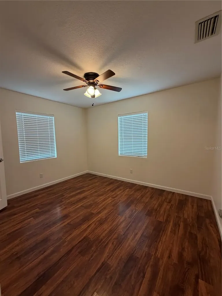 609 Gray Avenue Wildwood FL 34785