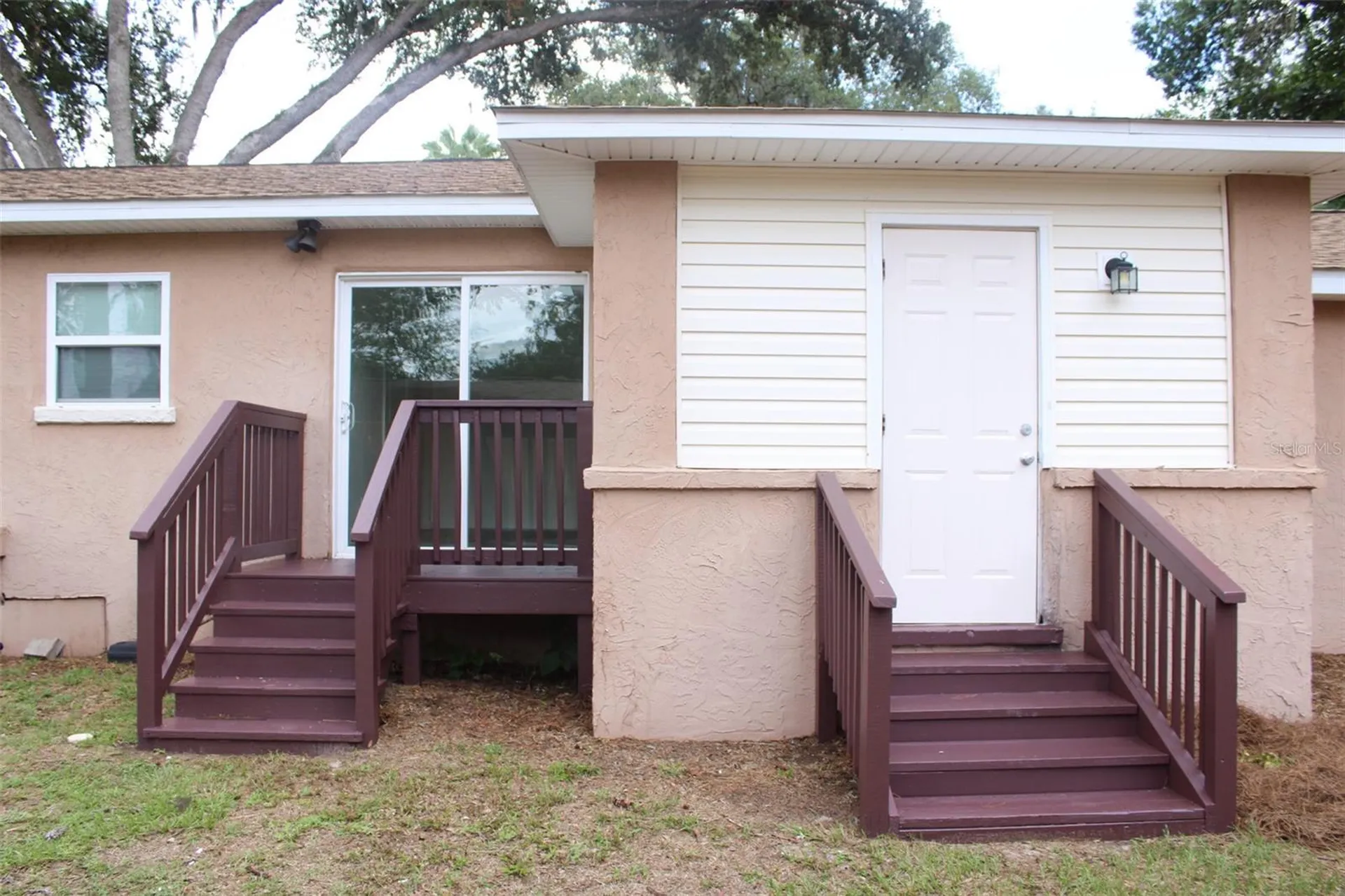609 Gray Avenue Wildwood FL 34785