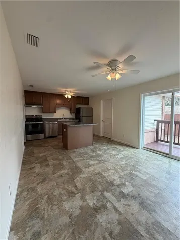 609 Gray Avenue Wildwood FL 34785