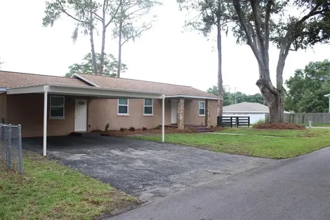 609 Gray Avenue Wildwood FL 34785