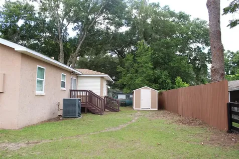 609 Gray Avenue Wildwood FL 34785