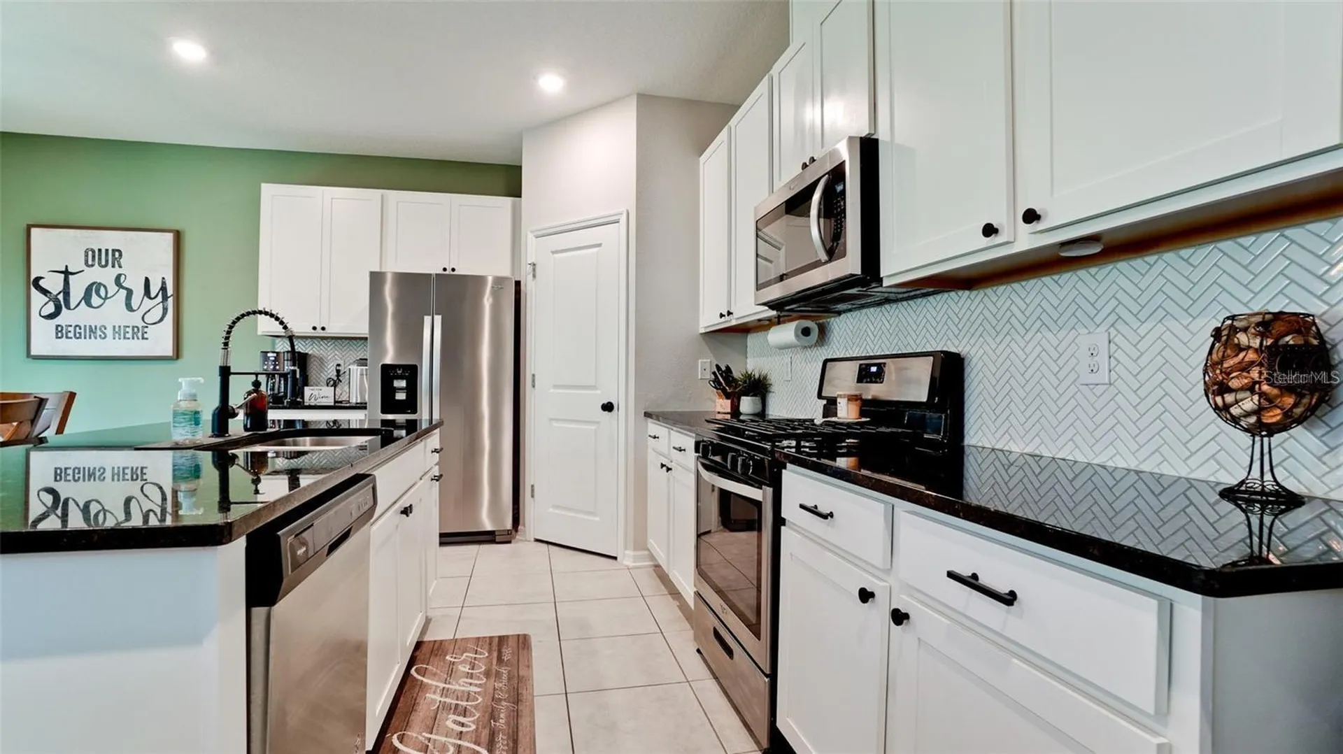 5517 Los Robles Court Palmetto FL 34221