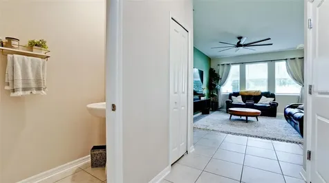 5517 Los Robles Court Palmetto FL 34221