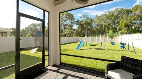 5517 Los Robles Court Palmetto FL 34221