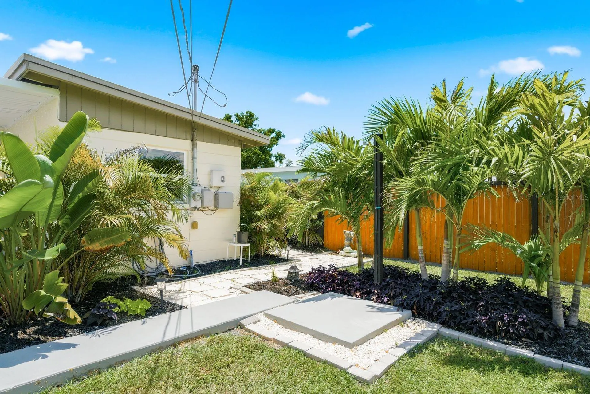 1111 61st Avenue N St Petersburg FL 33703