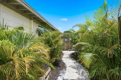 1111 61st Avenue N St Petersburg FL 33703