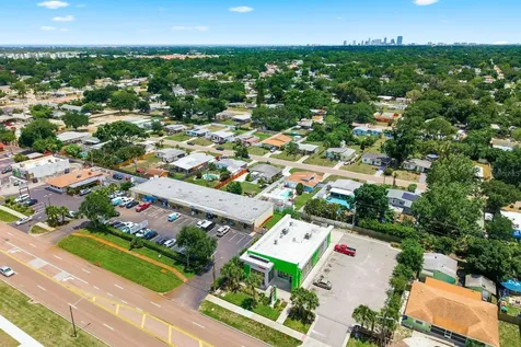 1111 61st Avenue N St Petersburg FL 33703