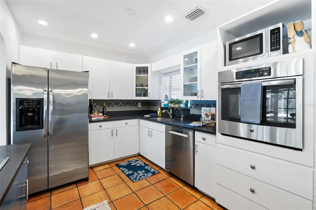 4217 W Morrison Avenue Tampa FL 33629