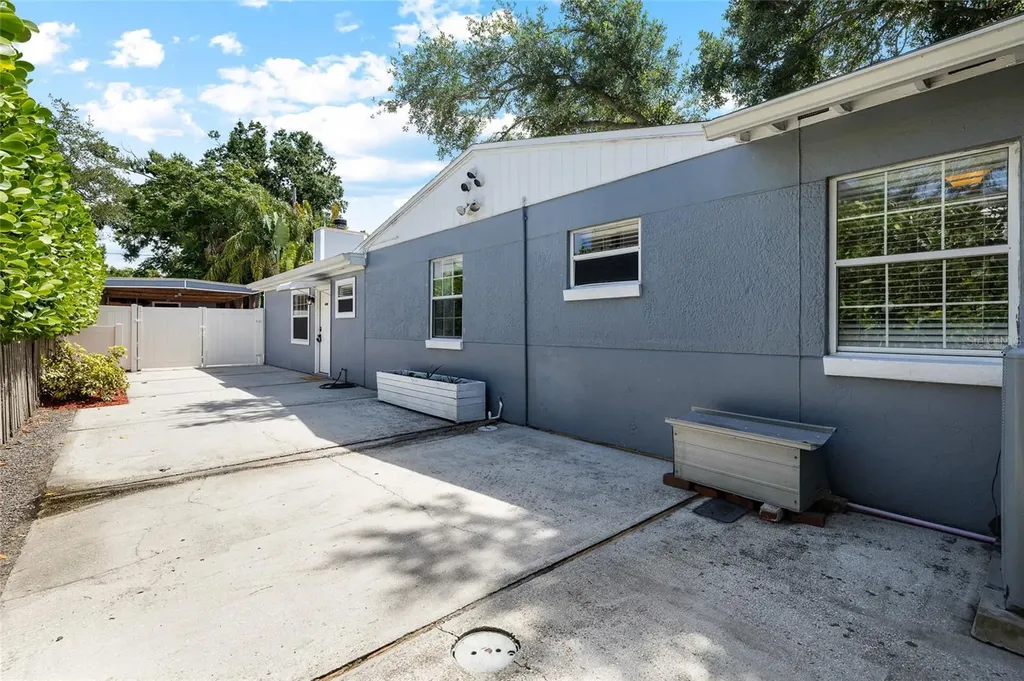 4217 W Morrison Avenue Tampa FL 33629