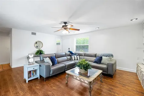 4217 W Morrison Avenue Tampa FL 33629