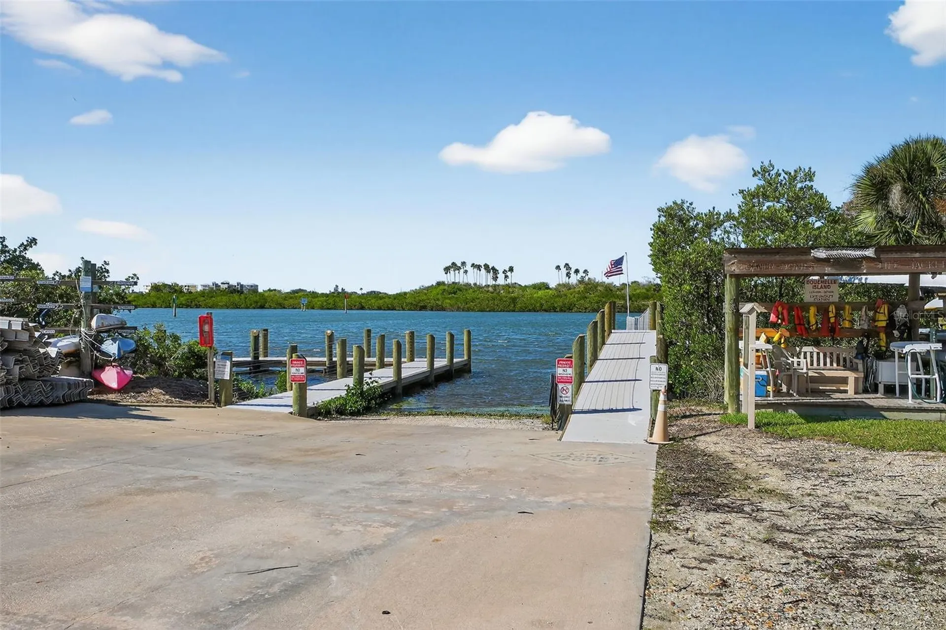 443 Bouchelle Drive New Smyrna Beach FL 32169