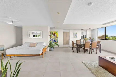 2306 Laurel San Juan PR 00913