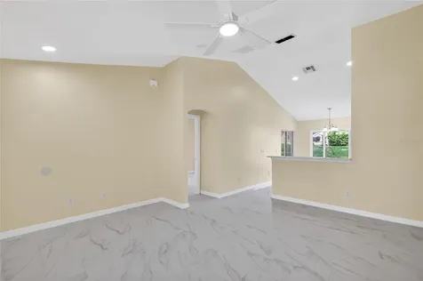 2717 Savannah Drive Leesburg FL 34748
