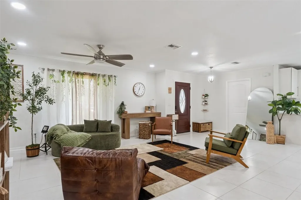 1756 Tanglewood Drive Kissimmee FL 34746