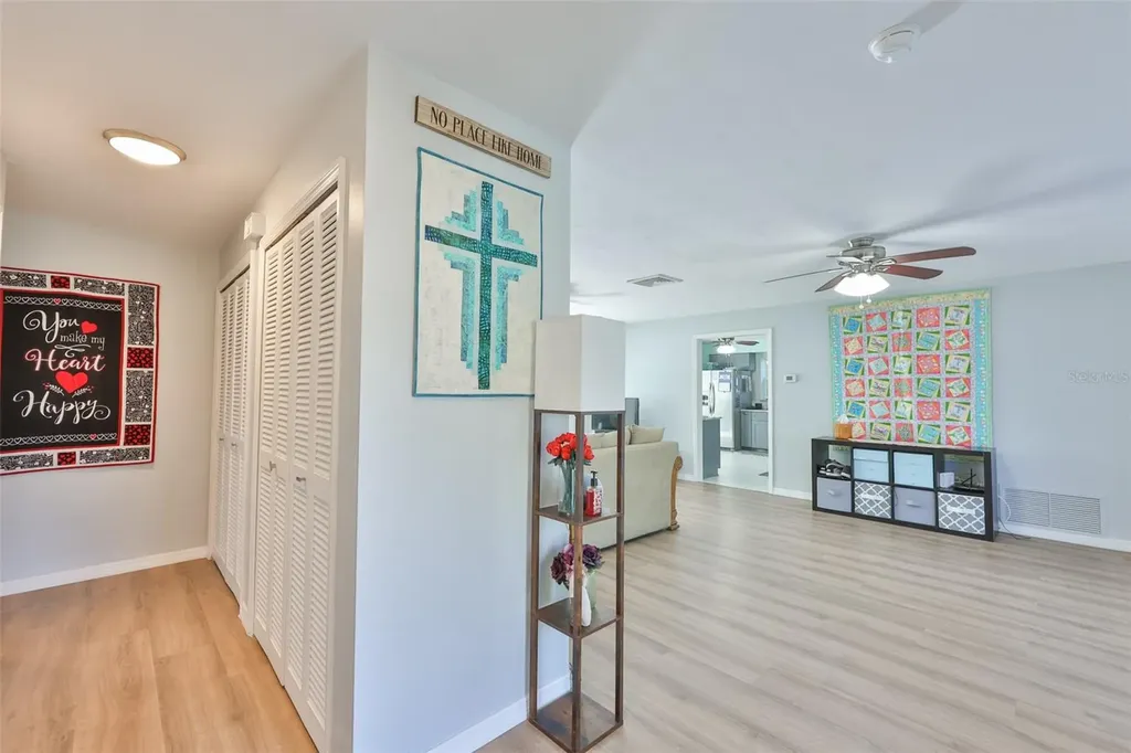 2335 Surrey Lane Clearwater FL 33763