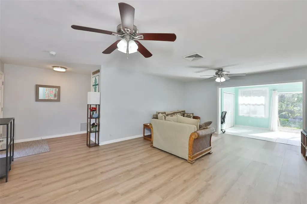 2335 Surrey Lane Clearwater FL 33763