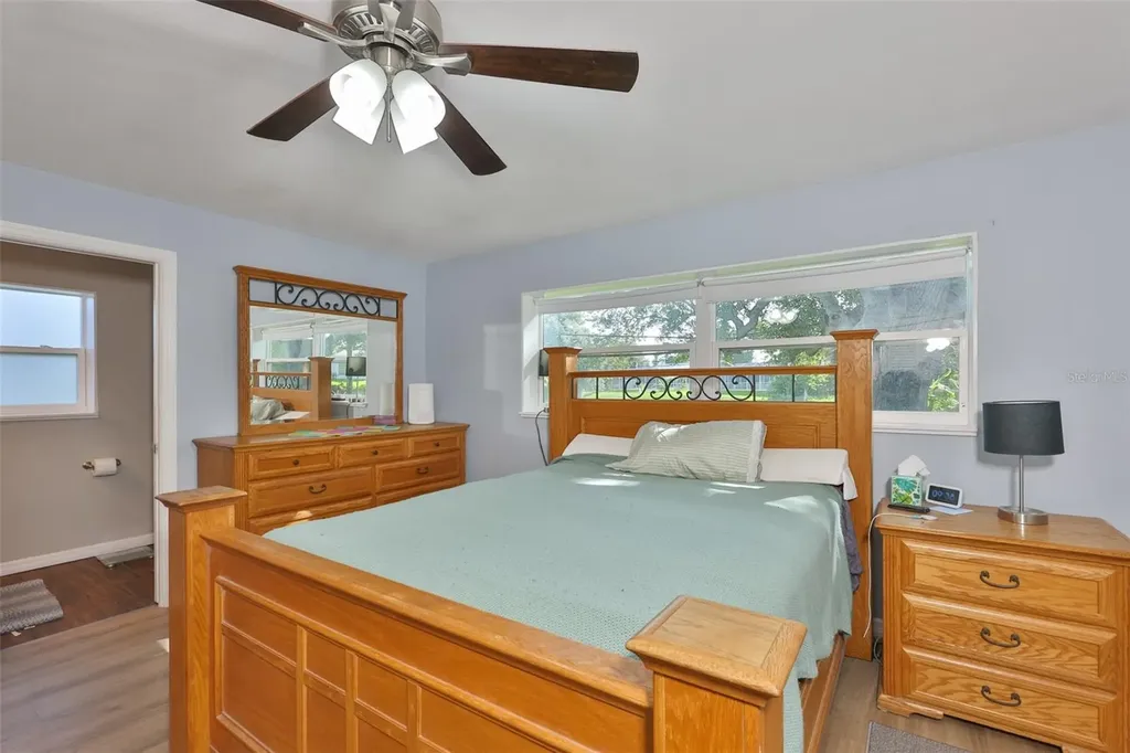 2335 Surrey Lane Clearwater FL 33763