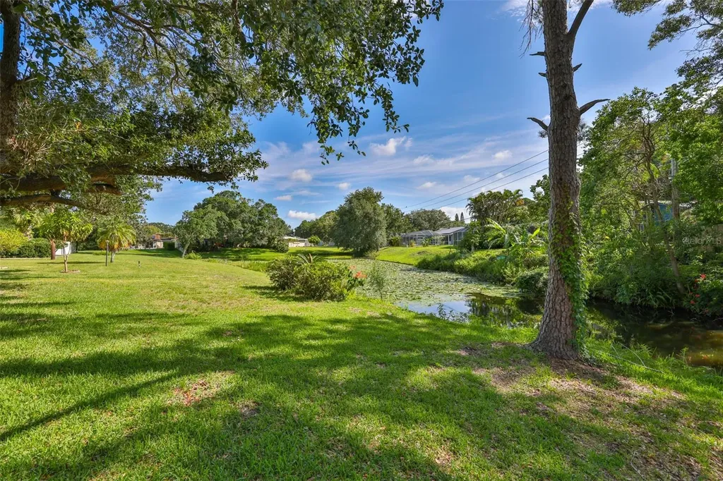2335 Surrey Lane Clearwater FL 33763