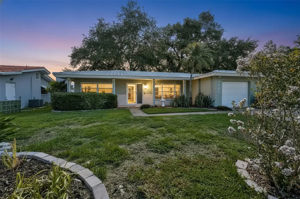 2335 Surrey Lane Clearwater FL 33763