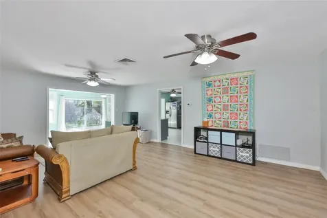 2335 Surrey Lane Clearwater FL 33763