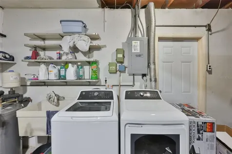 2335 Surrey Lane Clearwater FL 33763