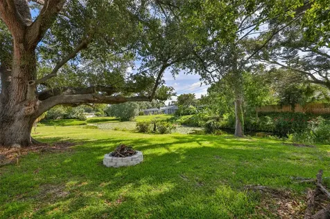 2335 Surrey Lane Clearwater FL 33763