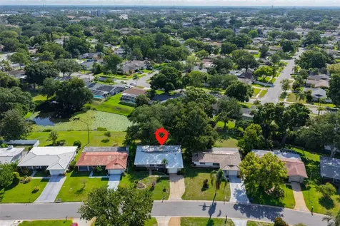 2335 Surrey Lane Clearwater FL 33763