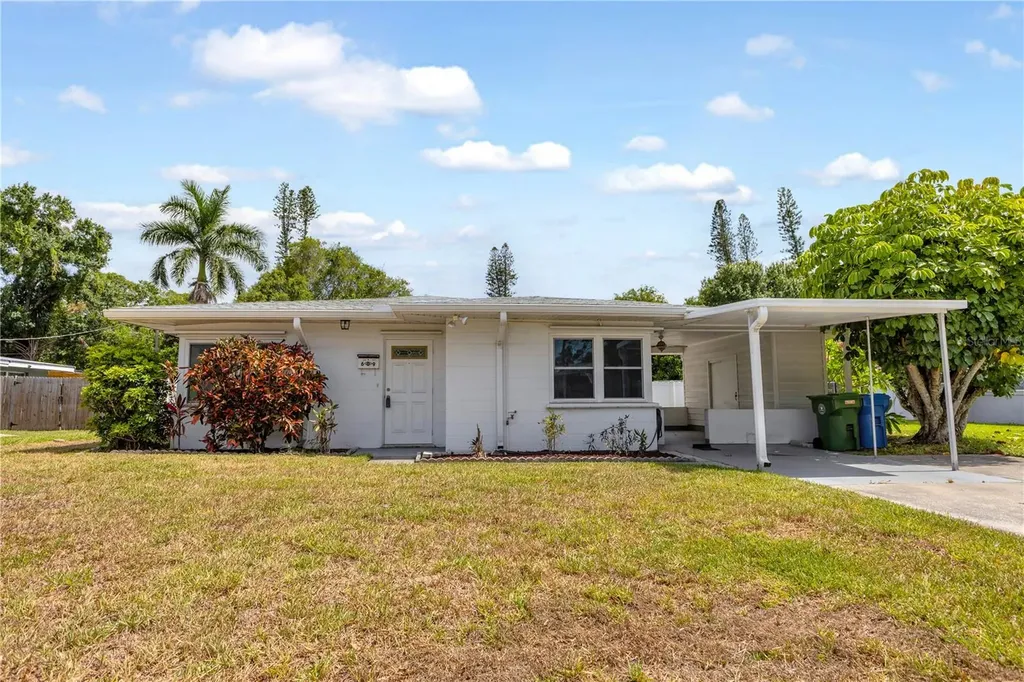609 20th Avenue W Bradenton FL 34205
