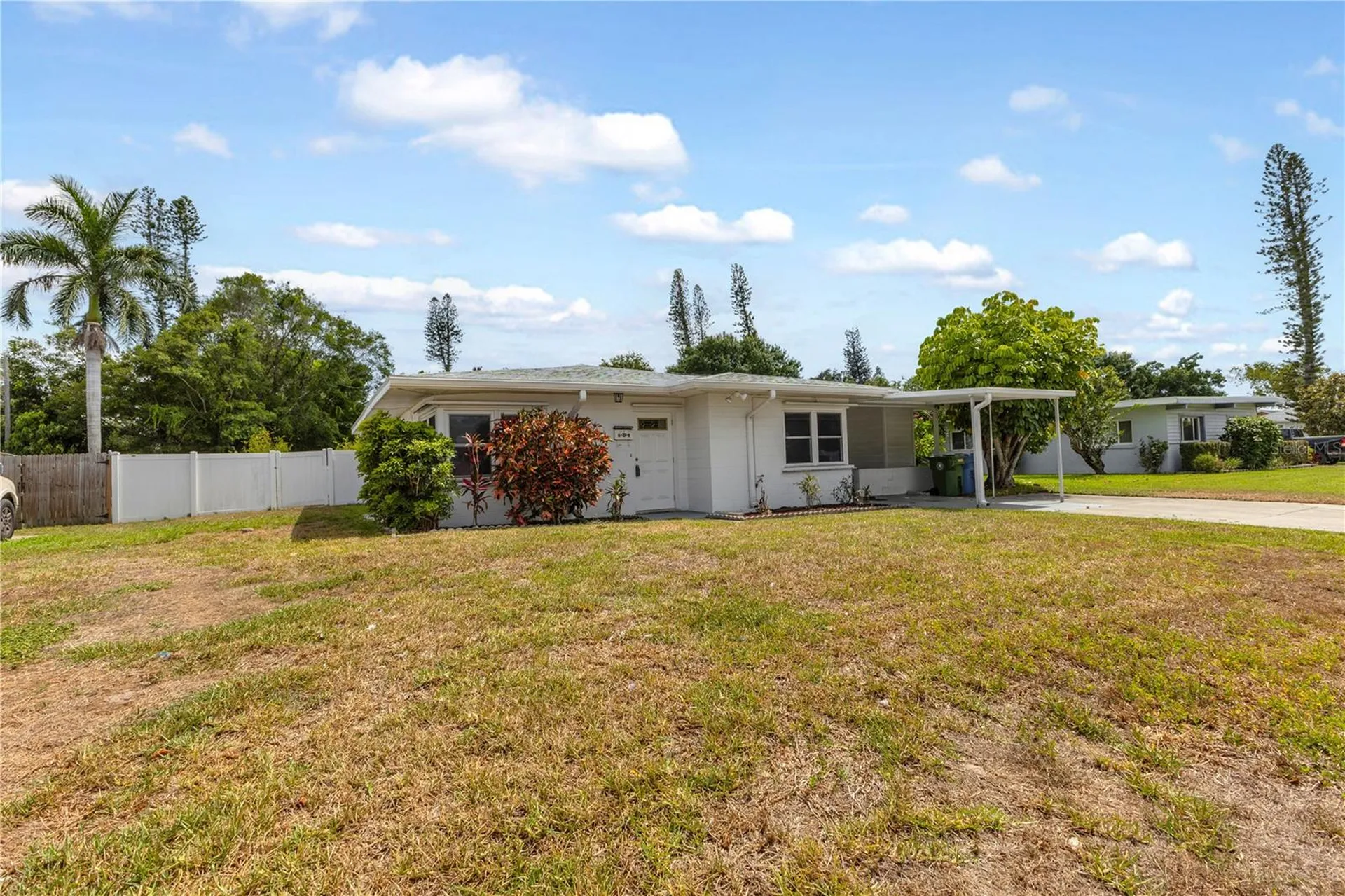Bradenton FL 34205