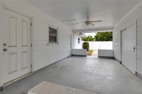 Bradenton FL 34205