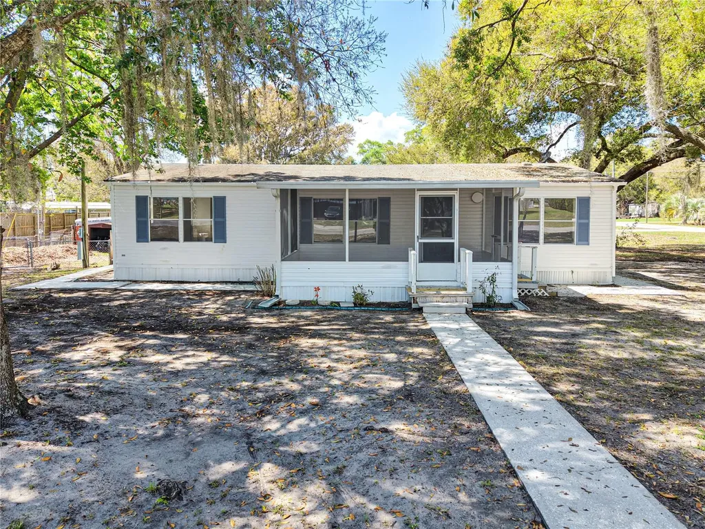322 Clearwater Lake Drive Polk City FL 33868
