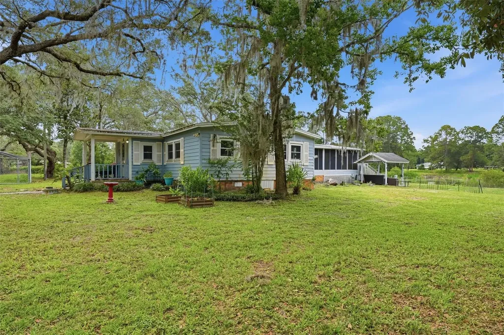 9380 N Cedar Cove Road Dunnellon FL 34434