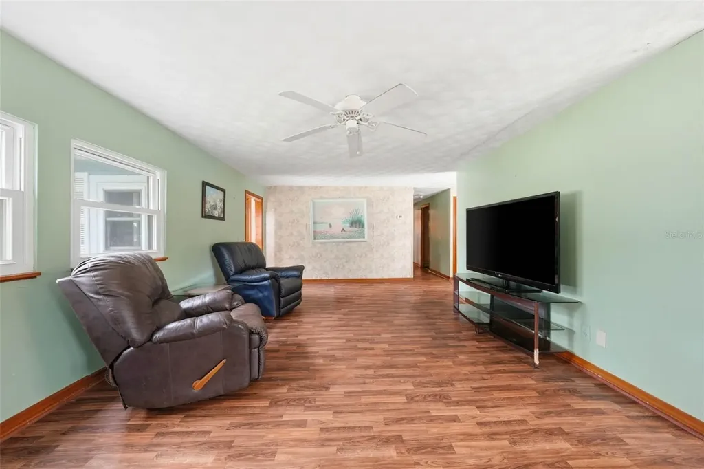 9380 N Cedar Cove Road Dunnellon FL 34434
