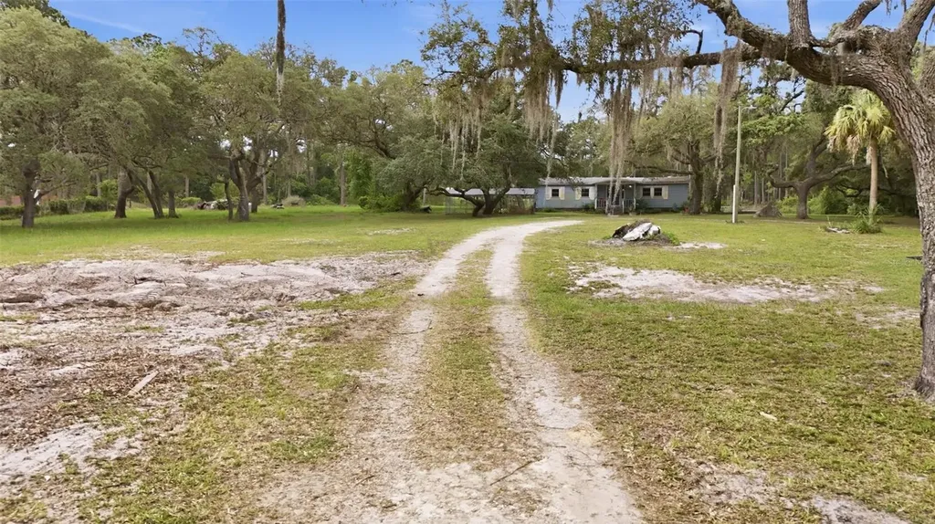 9380 N Cedar Cove Road Dunnellon FL 34434